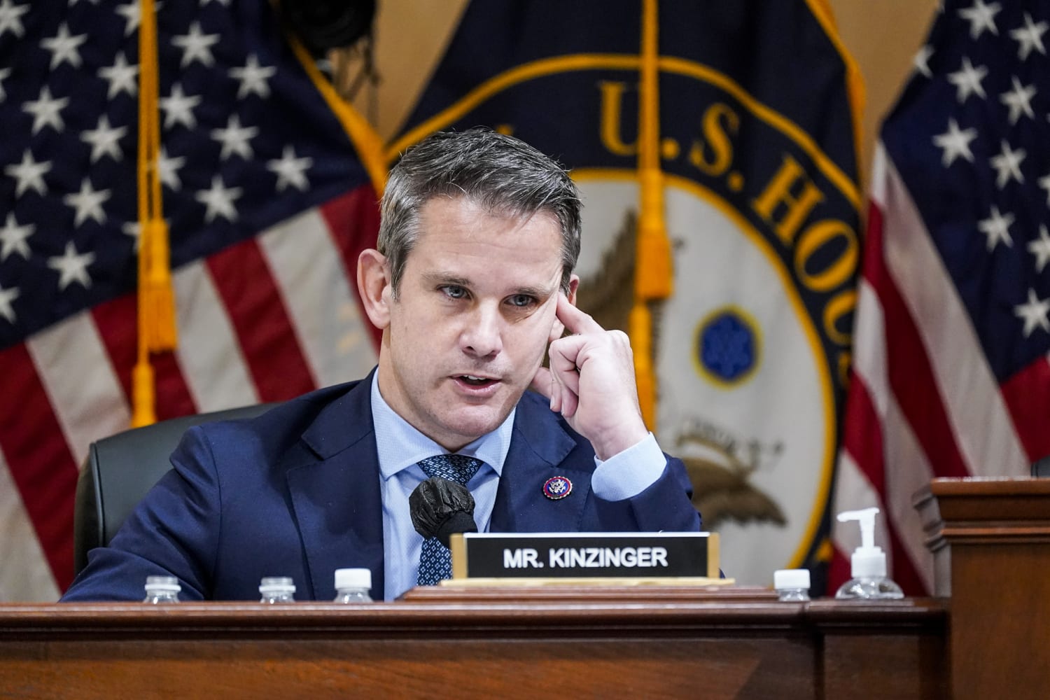 The Republican Adam Kinzinger Criticizes "Trump's Actions and His Supporters" Reaction to the FBI Search Rep. Adam Kinzinger releases expletive-laced audio of numerous calls to D.C. office threatening violence Visit Creator: J. Scott Applewhite